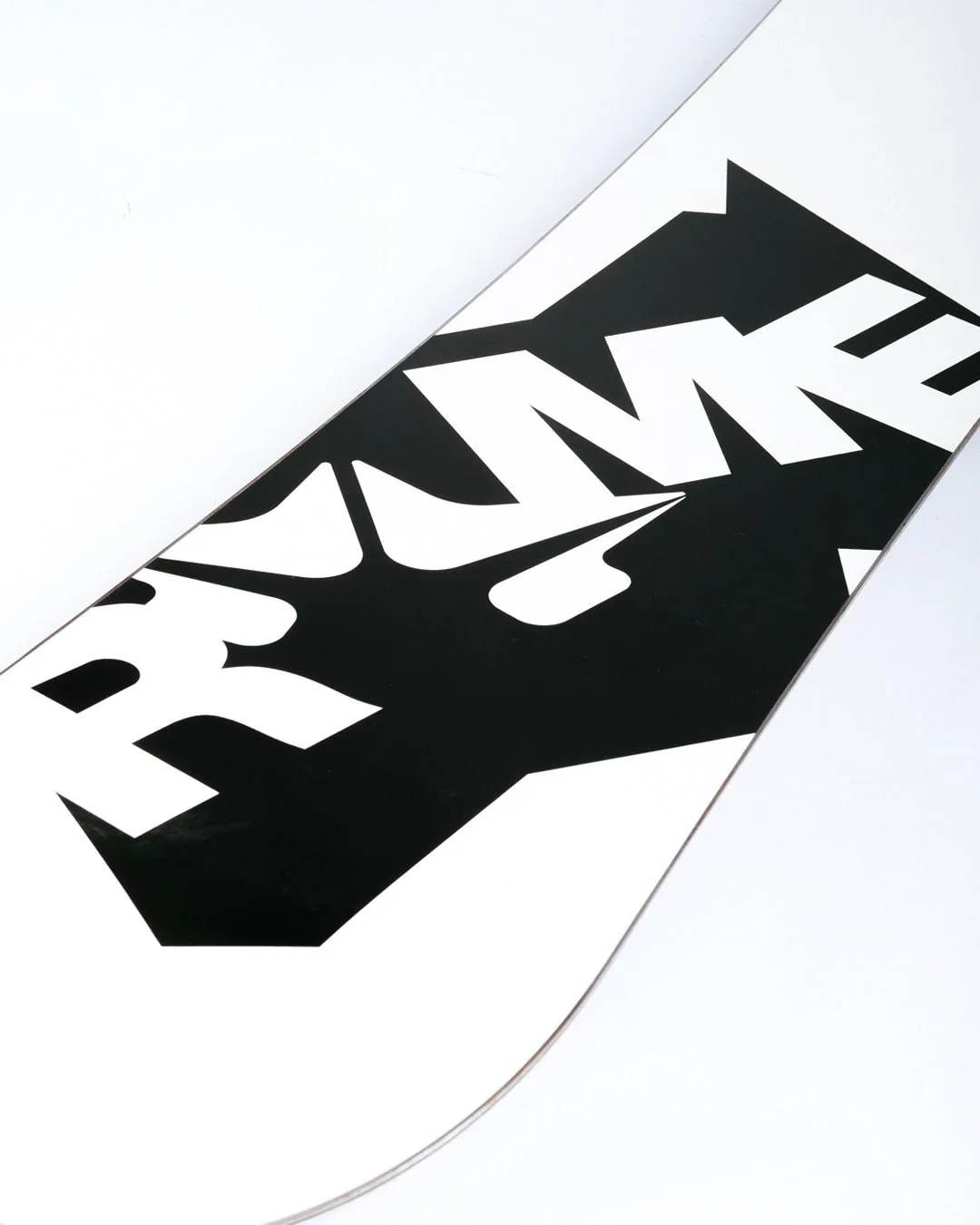 Original Artifact Snowboard (2005) - Image 5
